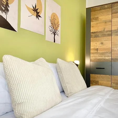 Colourful For 4 Guests And Free Parking Стара-Загора
